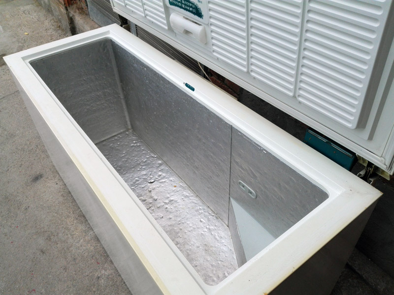 congelador arcon plastico metal 84x166x68 1u